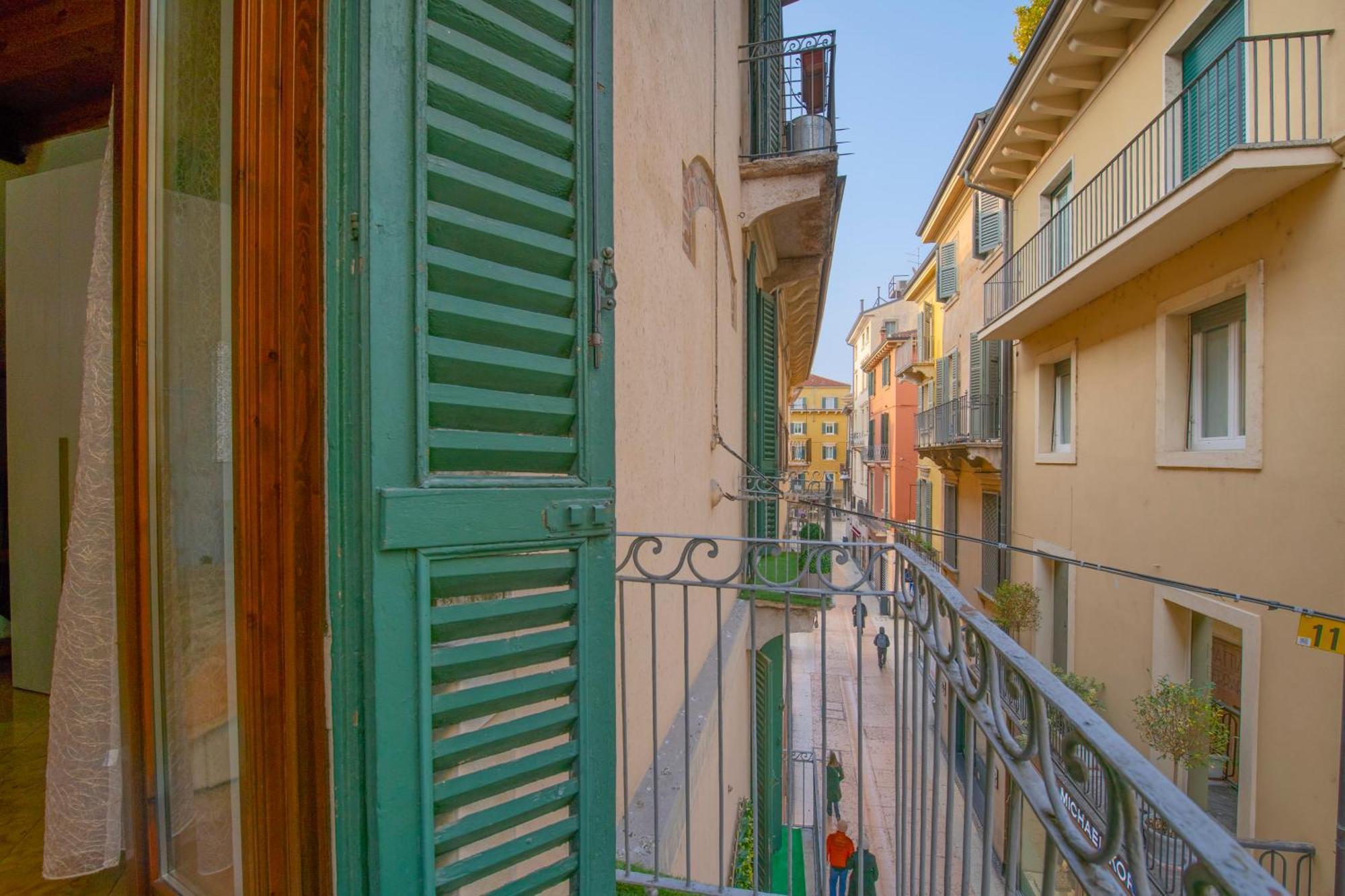 Arena Suite Mazzini Verona Centro Exterior photo