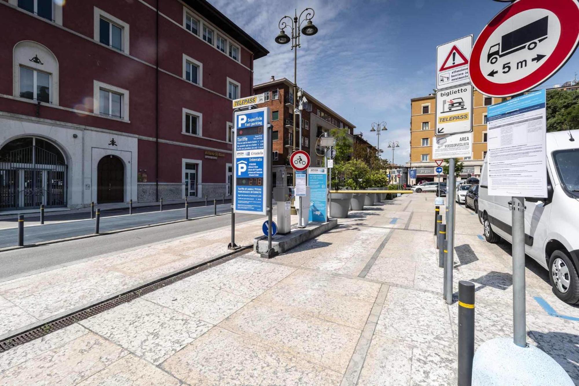 Arena Suite Mazzini Verona Centro Exterior photo